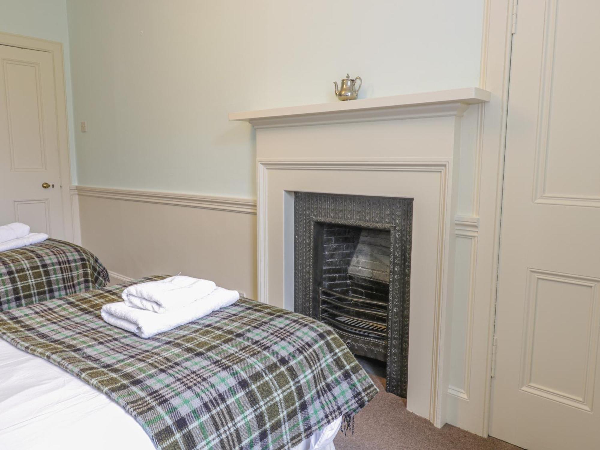 Upper West Wing Flat - Tarvit Apartamento Cupar Exterior foto